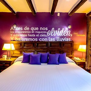 Honeymoon Suite